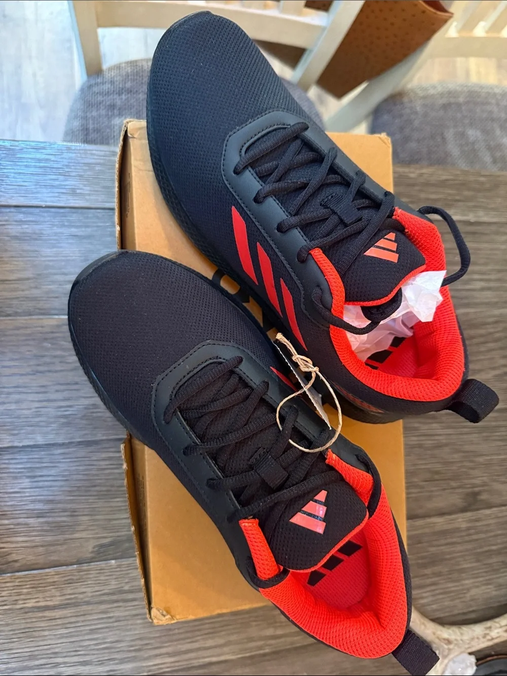 adidas lightweight athletic